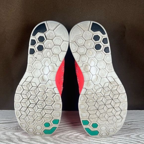 Nike Free 5.0 Pink 'Punch Cyan' Running Shoe Athletic Sneaker Womens 7 - Picture 6 of 9